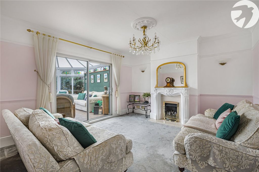 Property photo 2 of 25 Picture No. 28