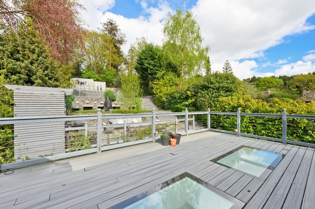 Additional image 29 of 5 bed detached house for saleDrakes Close, Esher, Surrey KT10