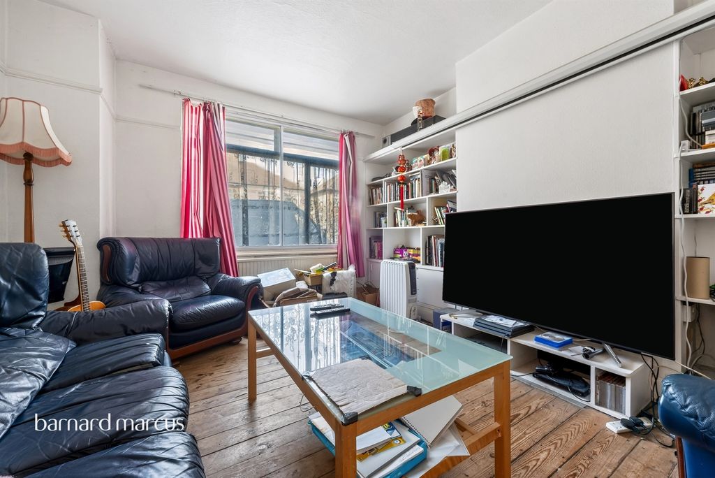 Property photo 2 of 13