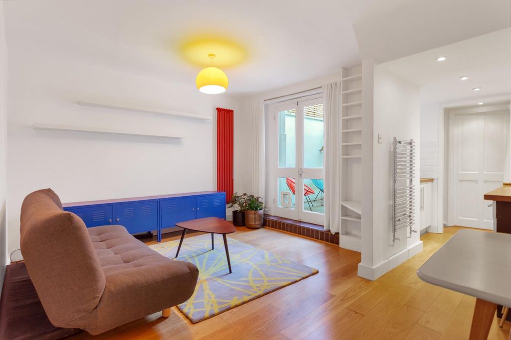 Property photo 3 of 13