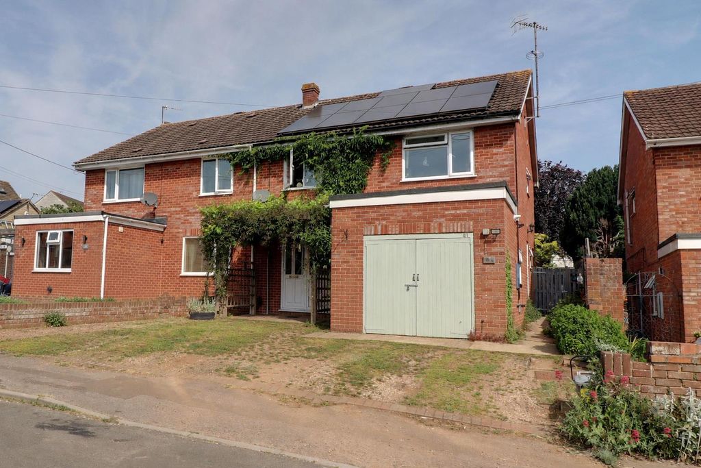 Property photo 1 of 23