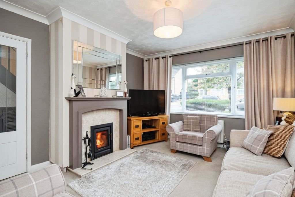 Property photo 3 of 17