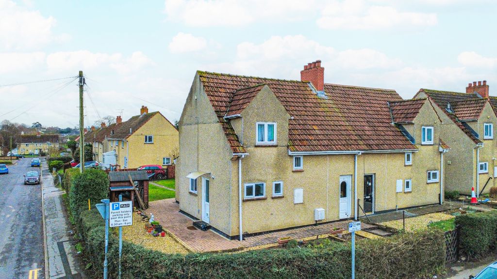 Property photo 1 of 19 4744780