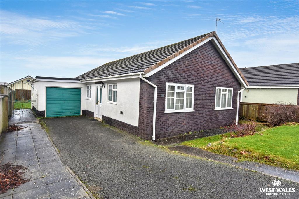 Property photo 1 of 14 13 - 2026-01-18T194214.885.Jpg