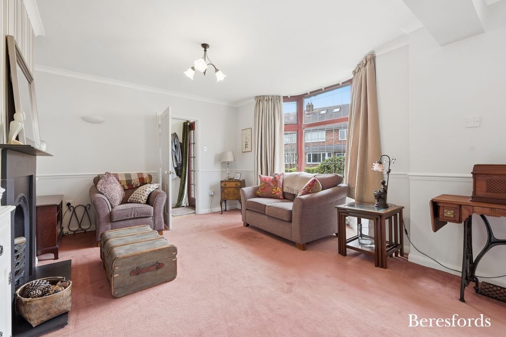 Property photo 3 of 42 Picture No. 13