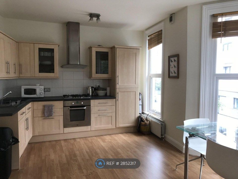 Property photo 2 of 6