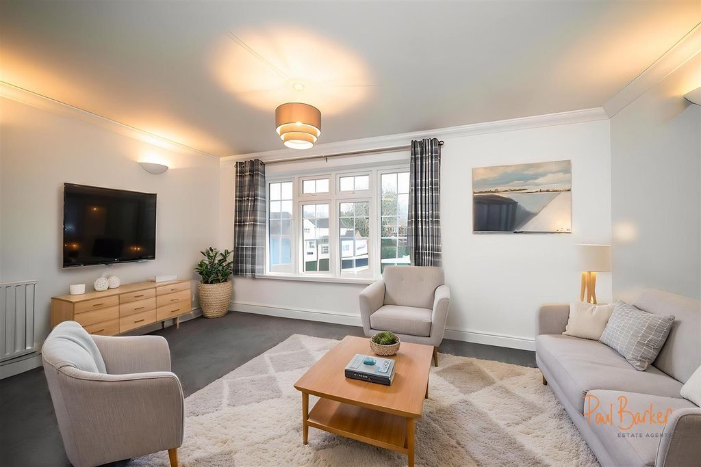 Property photo 2 of 14 Living Room.Jpg