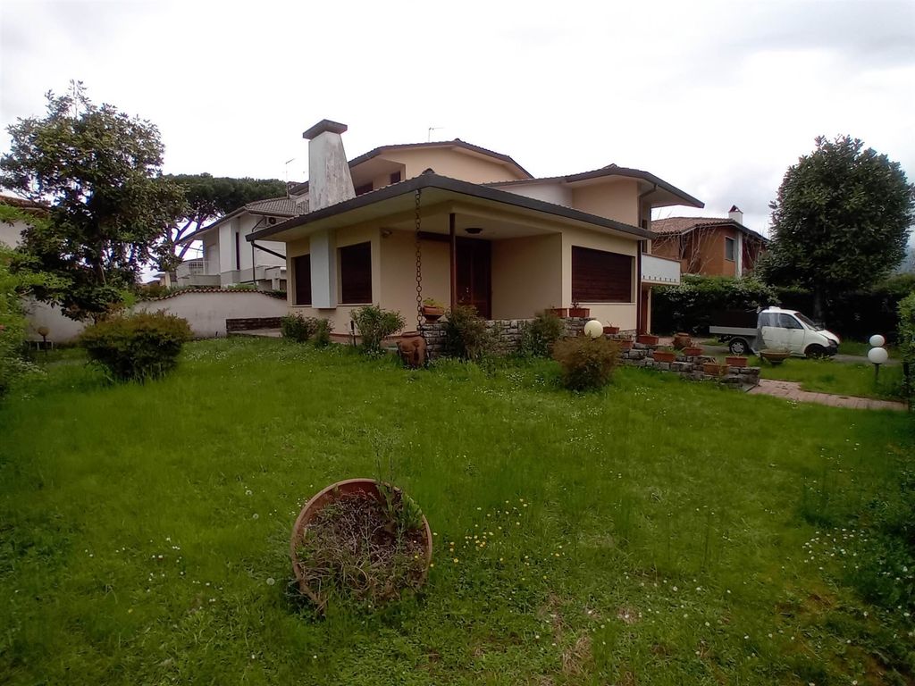 Property photo 2 of 28