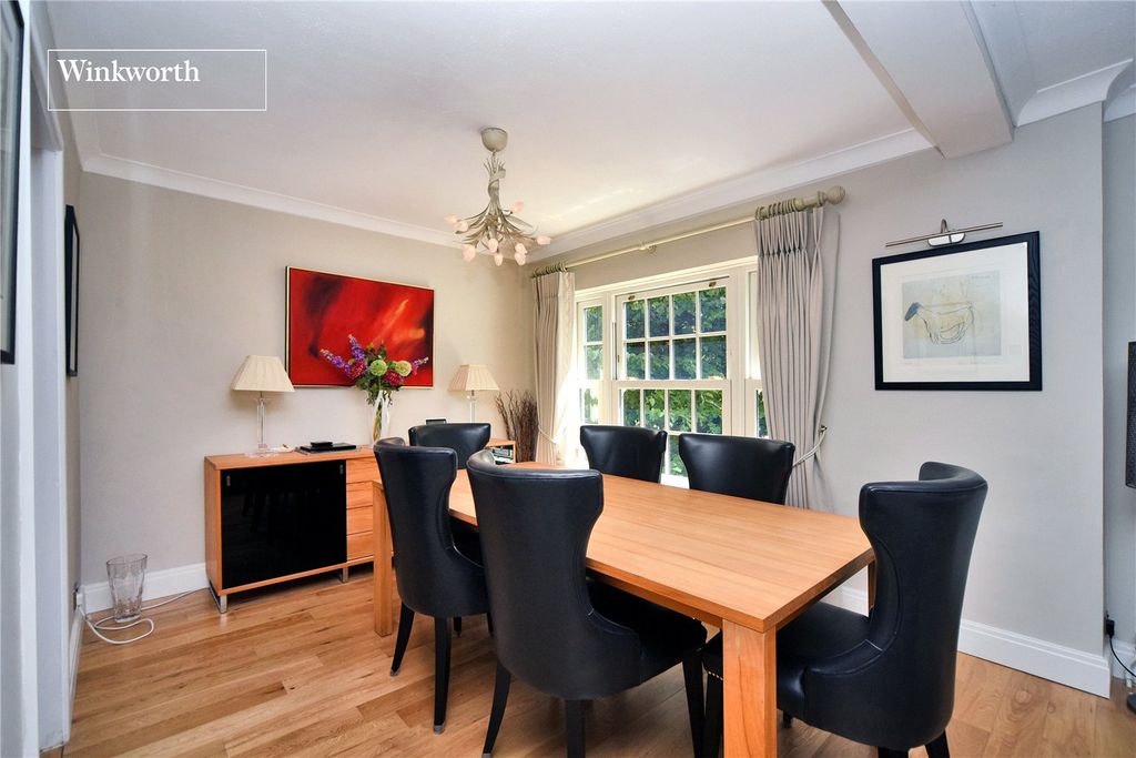 Property photo 3 of 16 Picture No. 04