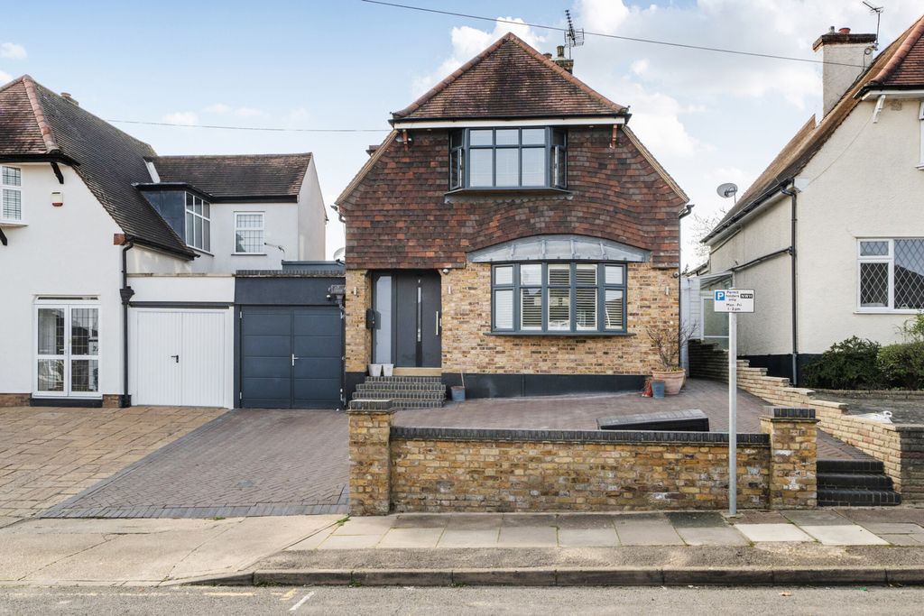 Property photo 1 of 30 1433283-28-69Bd73...