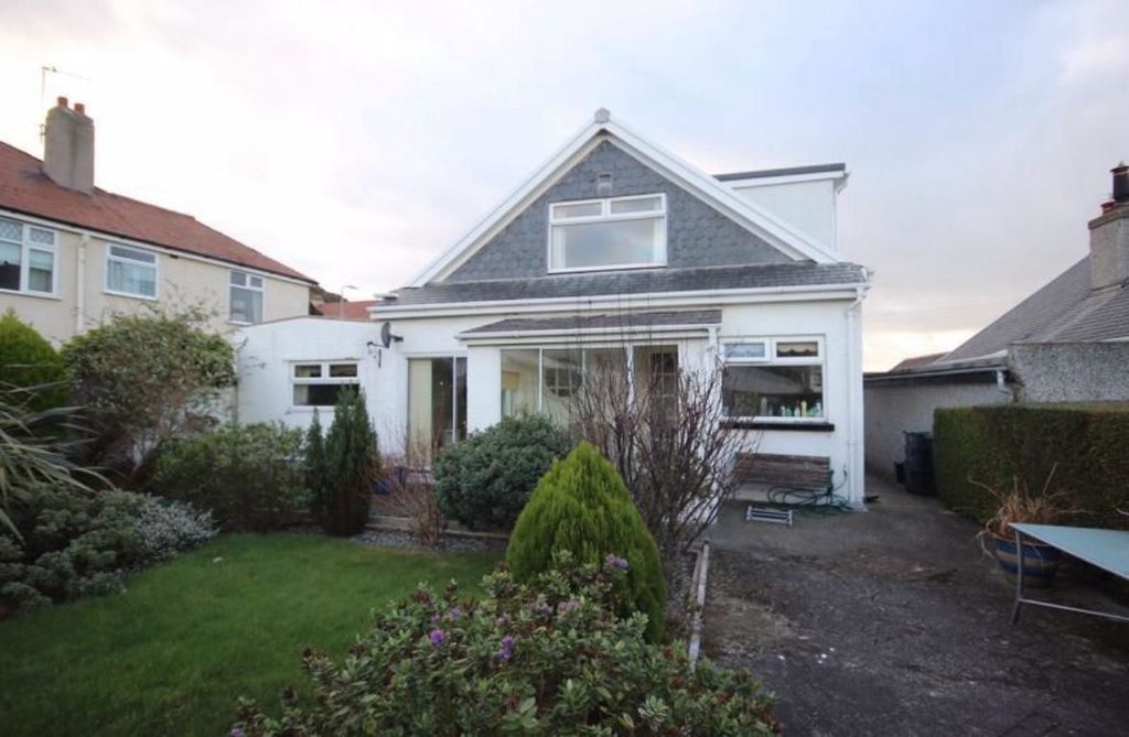 Property photo 2 of 24