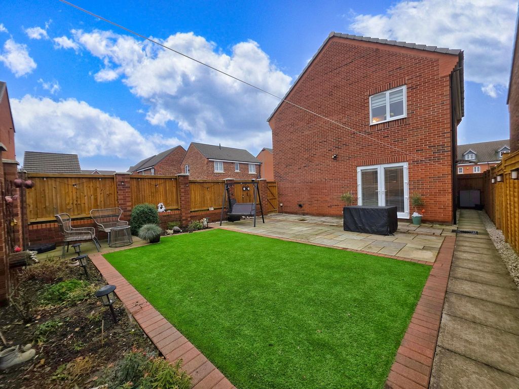 Property photo 2 of 26