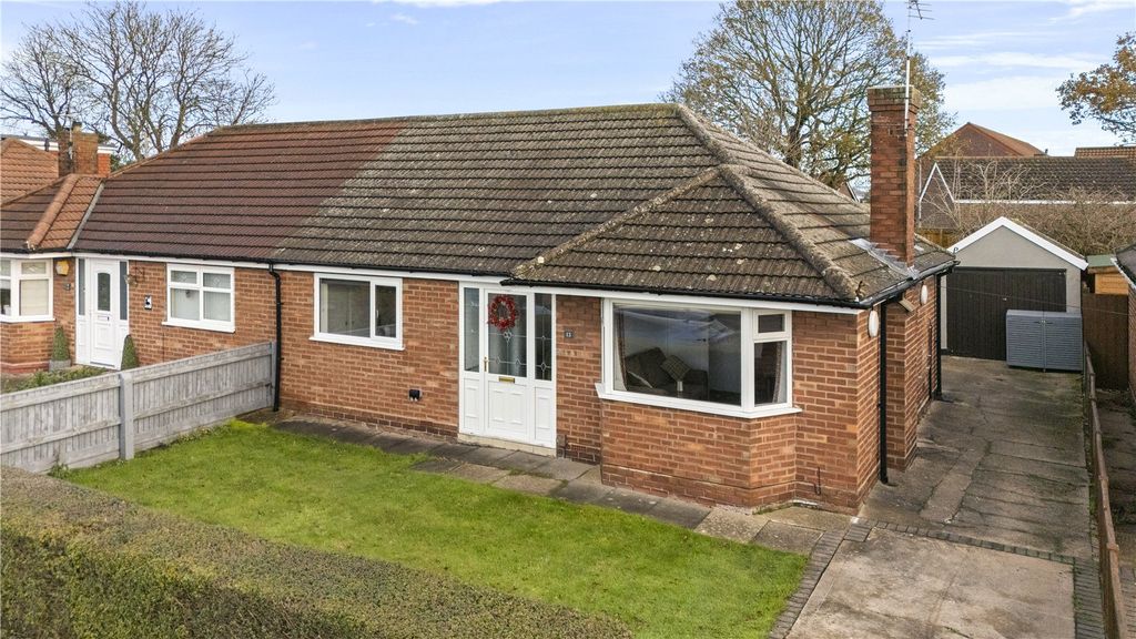 Property photo 1 of 19 Picture No. 11