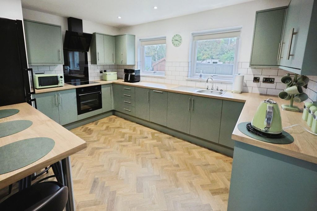 Property photo 2 of 13 Ad9Fbede-Pk7A8180.Jpg