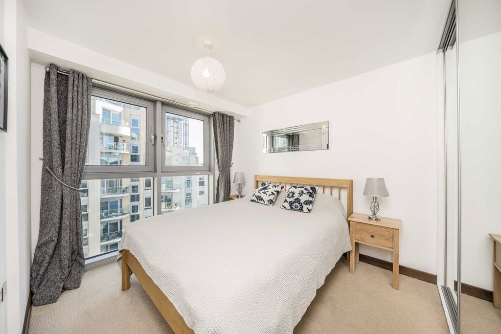 Property photo 3 of 5