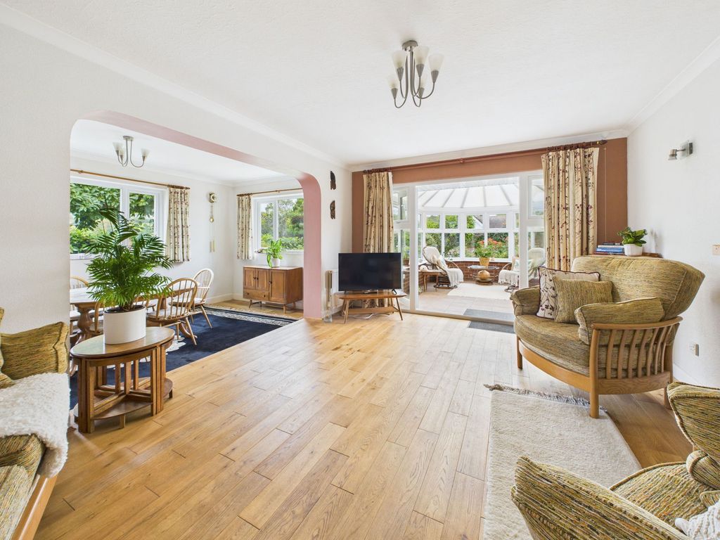 Property photo 2 of 16