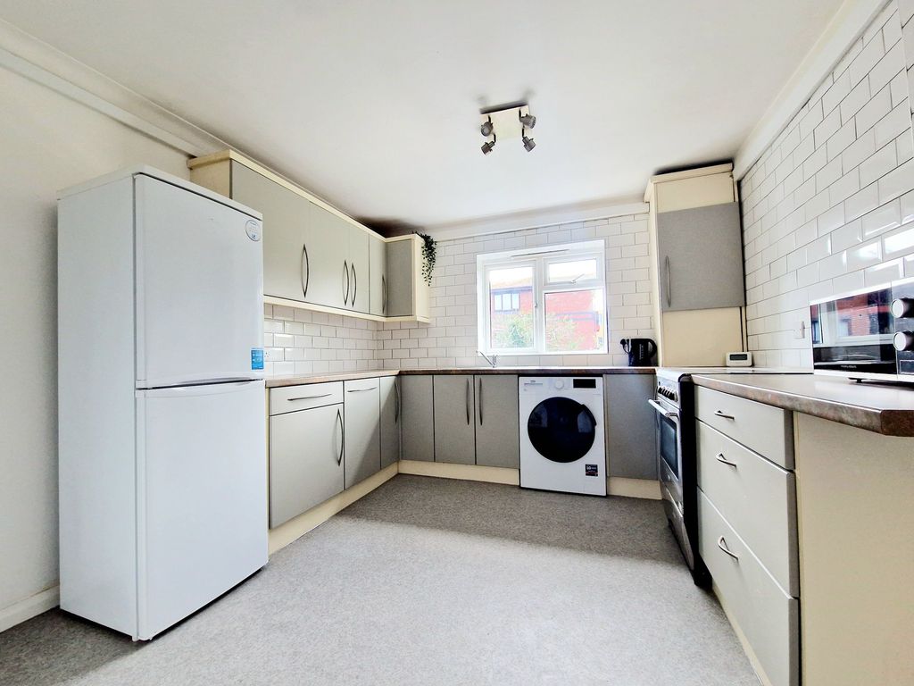 Property photo 3 of 22