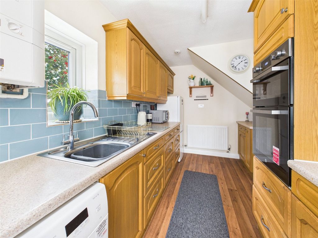 Property photo 2 of 15 Picture No. 33