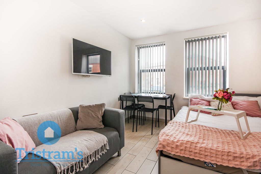 Property photo 3 of 7 Img_4178