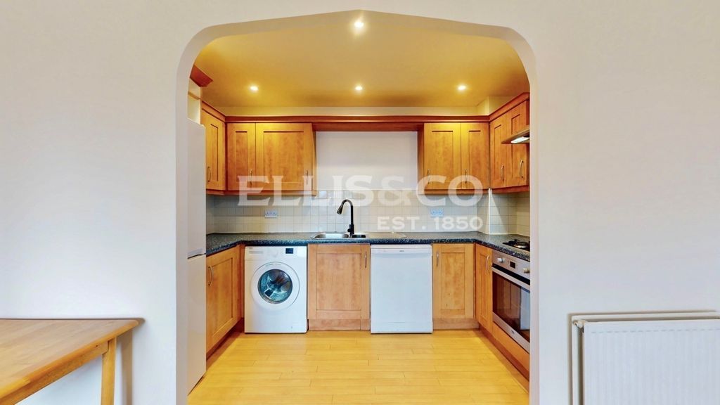 Property photo 2 of 21 Picture No. 40