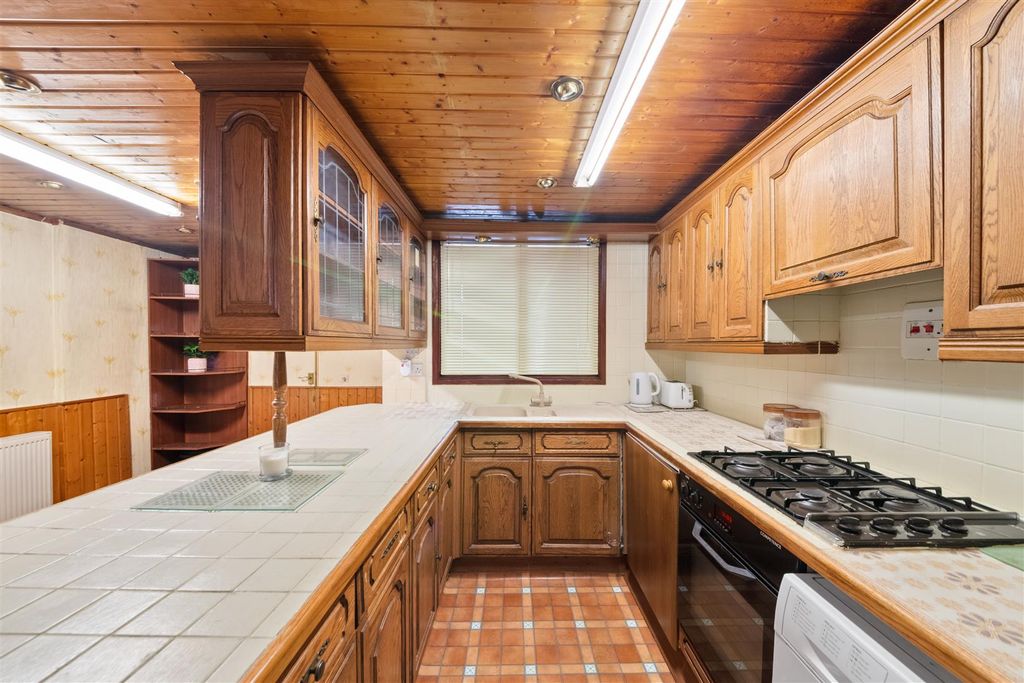 Property photo 3 of 14 Dsc_2205-Edit.Jpg