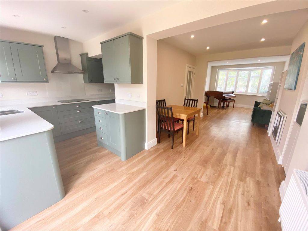 Property photo 2 of 14 1.Jpg