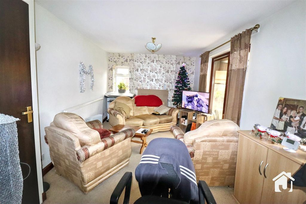 Property photo 3 of 17 Img_8114.Jpg