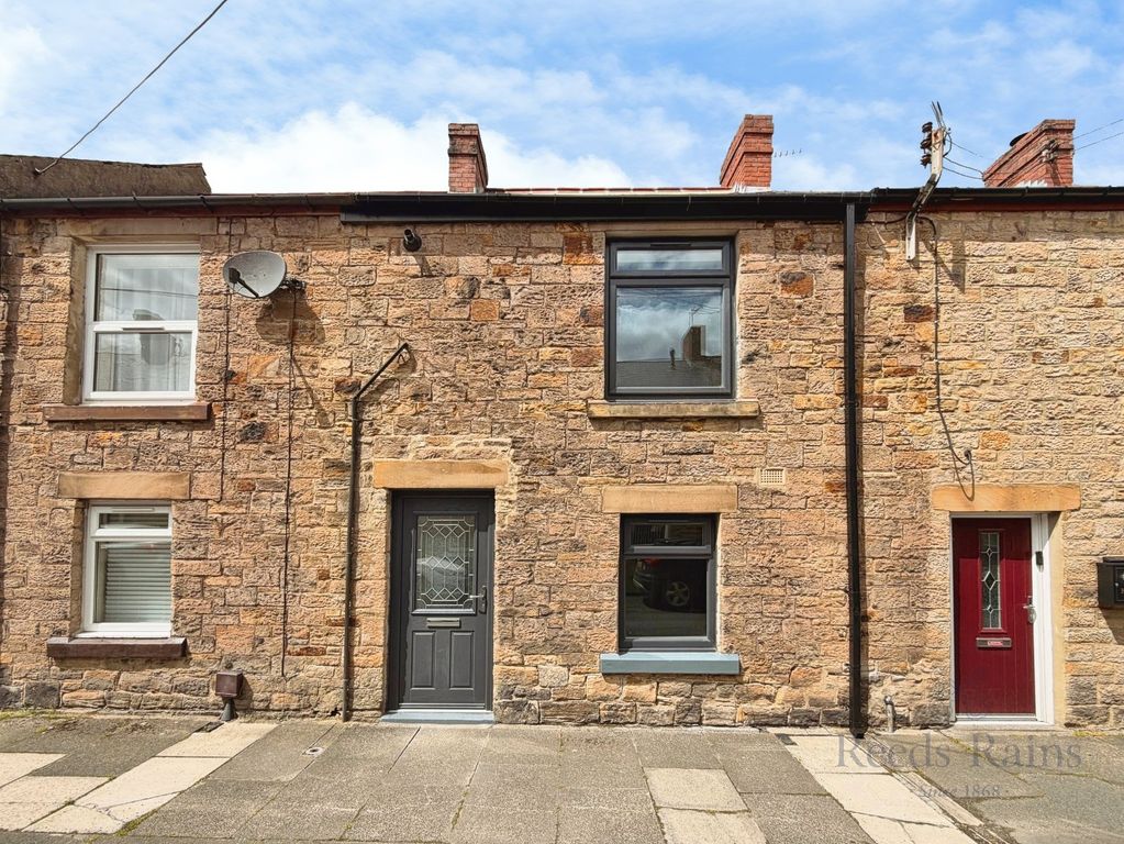 Property photo 1 of 15 External