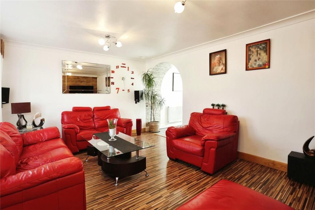 Property photo 3 of 15