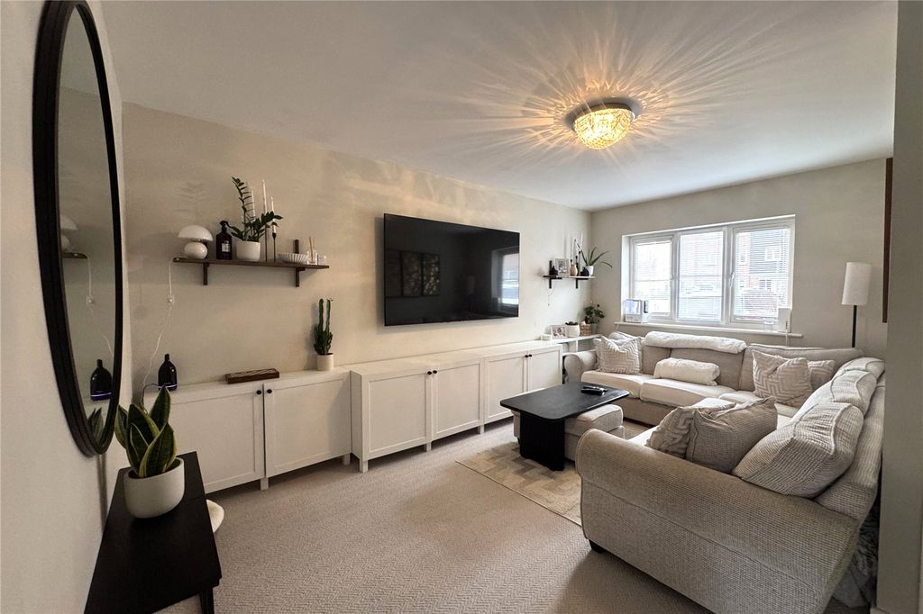 Property photo 2 of 15 Picture No. 09