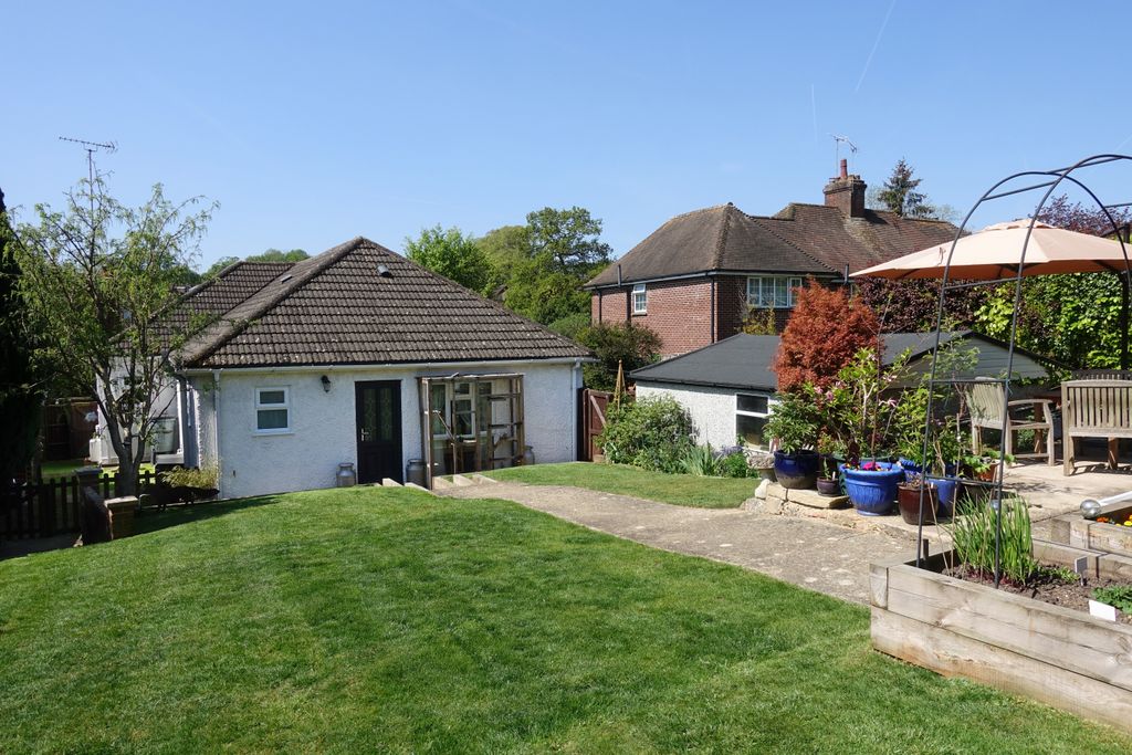 Property photo 2 of 16
