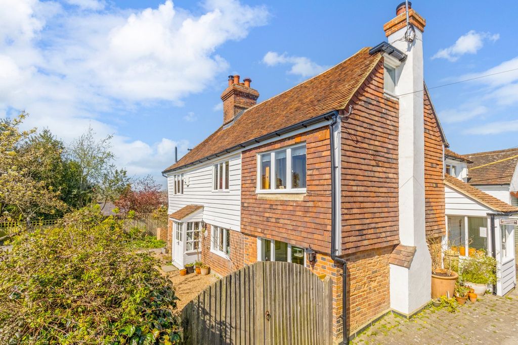 Property photo 1 of 30