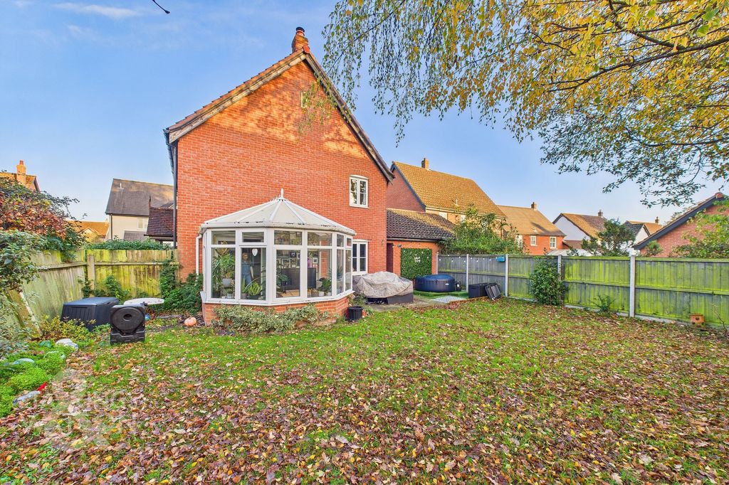 Property photo 2 of 25