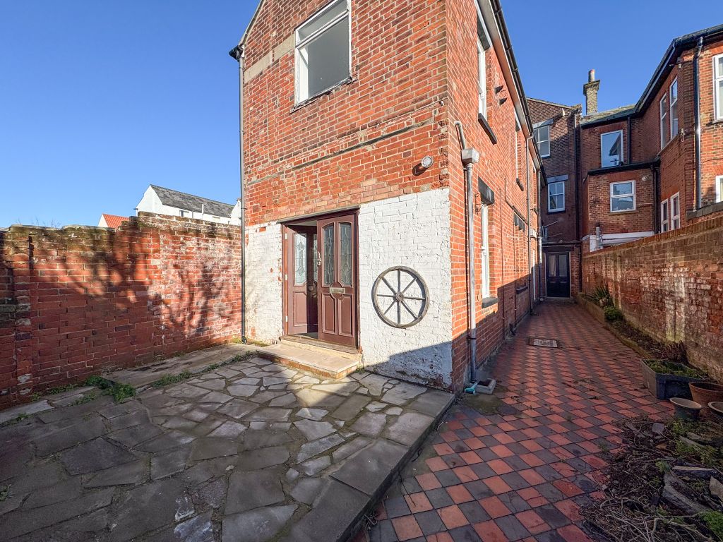 Additional image 12 of 6 bed terraced house for saleChurch Street, Harwich CO12