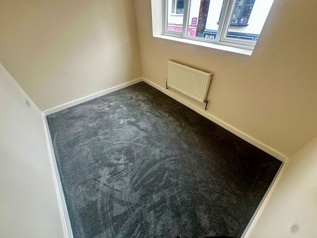 Property photo 3 of 3