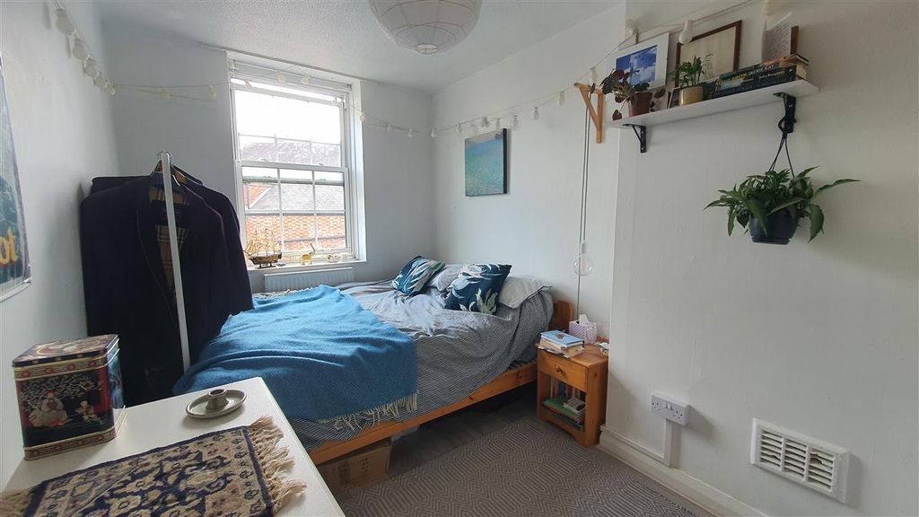 Property photo 3 of 11 Bedroom Two