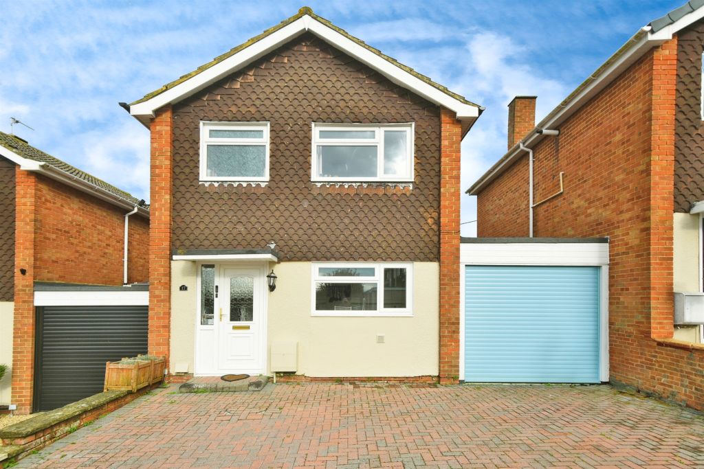 Property photo 1 of 17