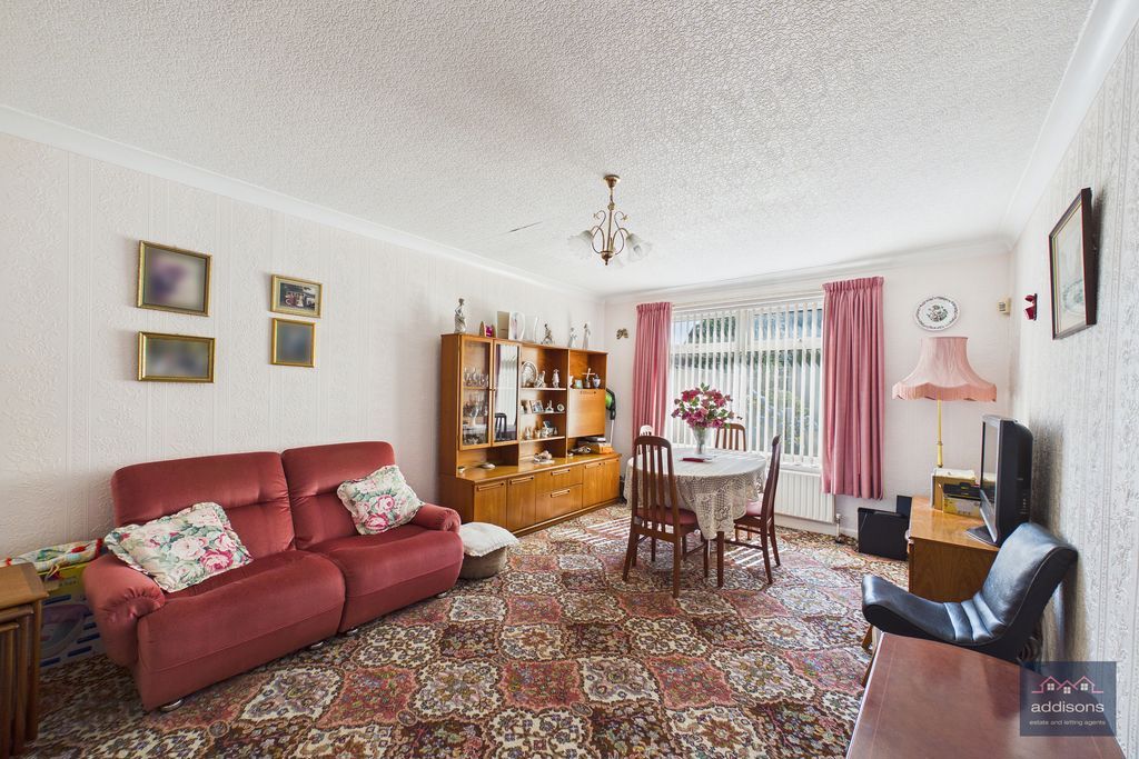 Property photo 3 of 19 Photo 12