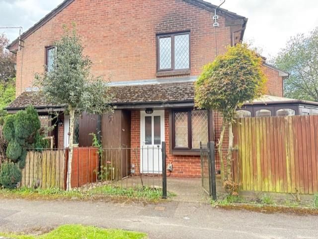 Property photo 1 of 10 Front