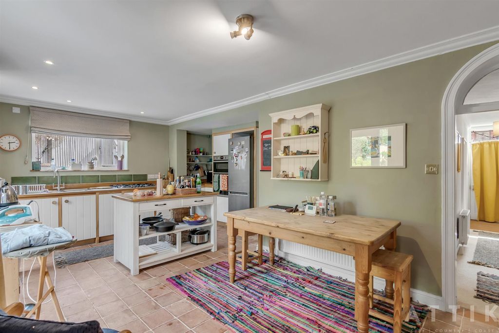 Additional image 5 of 4 bed end terrace house for saleQuay Street, Halesworth IP19