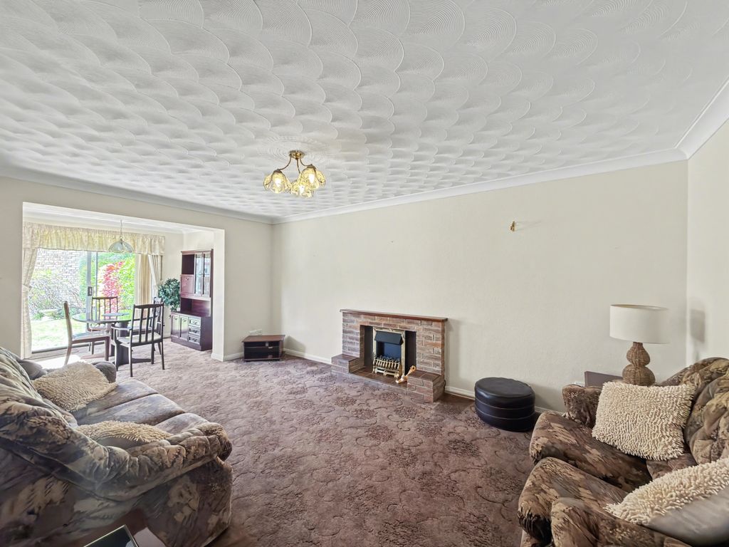 Property photo 3 of 19