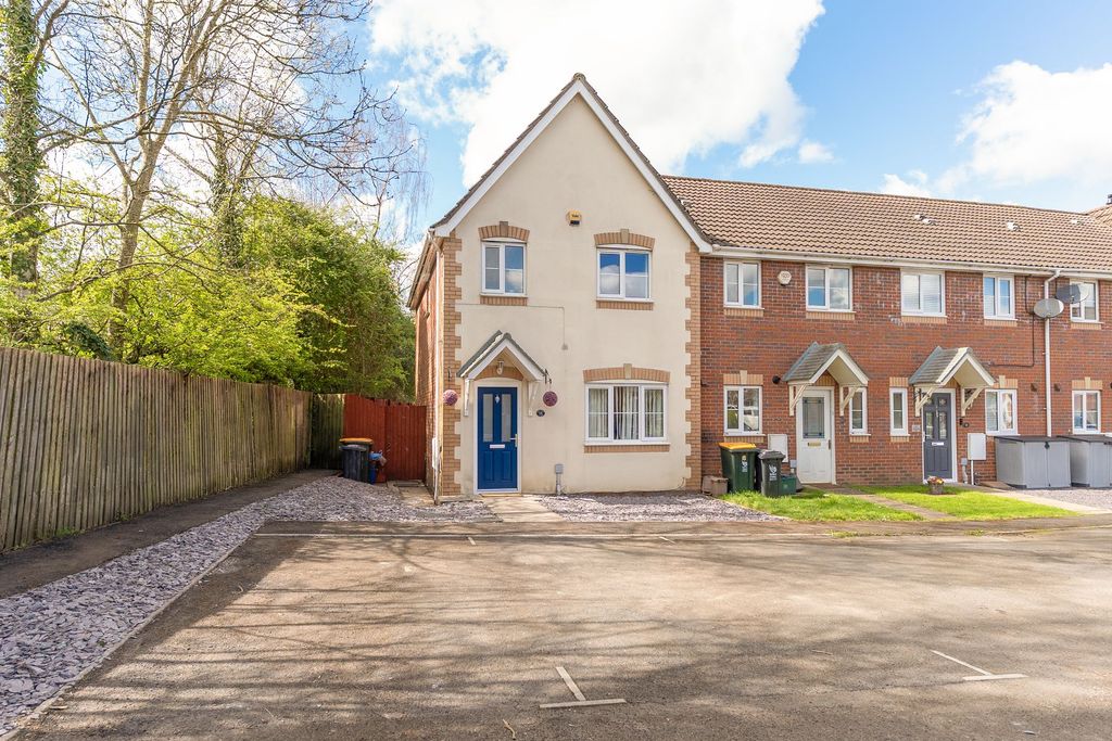 Property photo 1 of 17