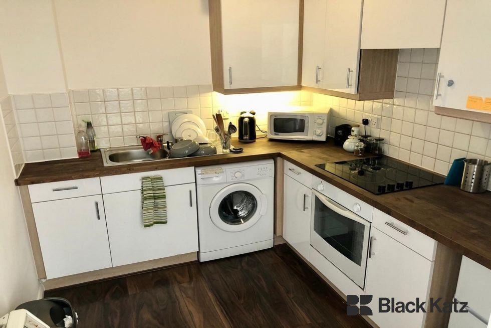 Property photo 3 of 11