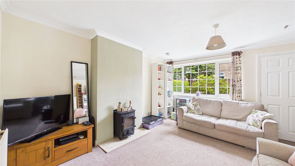 Property photo 3 of 13 Picture 3