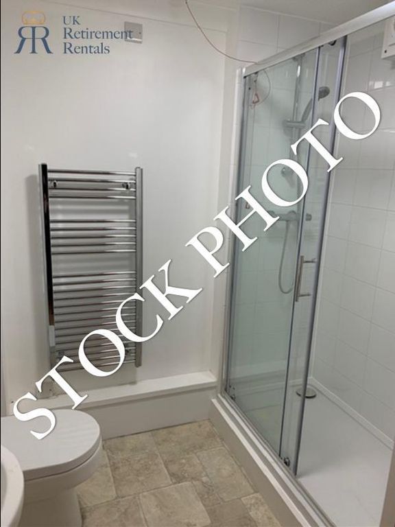 Property photo 1 of 8 Shower Room