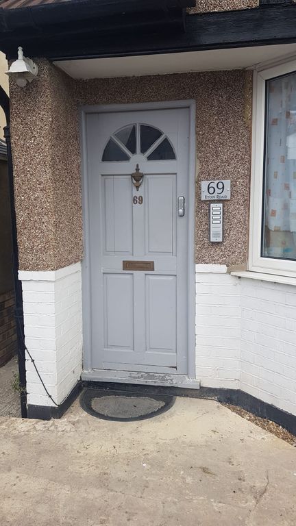 Property photo 1 of 12