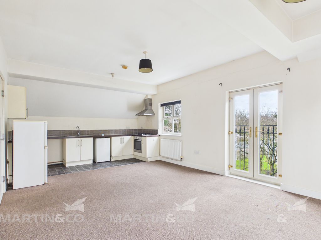 Property photo 2 of 13 Cam02406G0-Pr0581-Still001