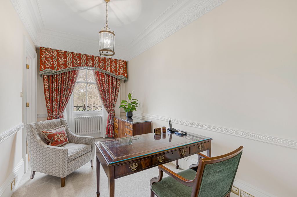 Additional image 10 of 3 bed flat to rentHyde Park Gate, London SW7