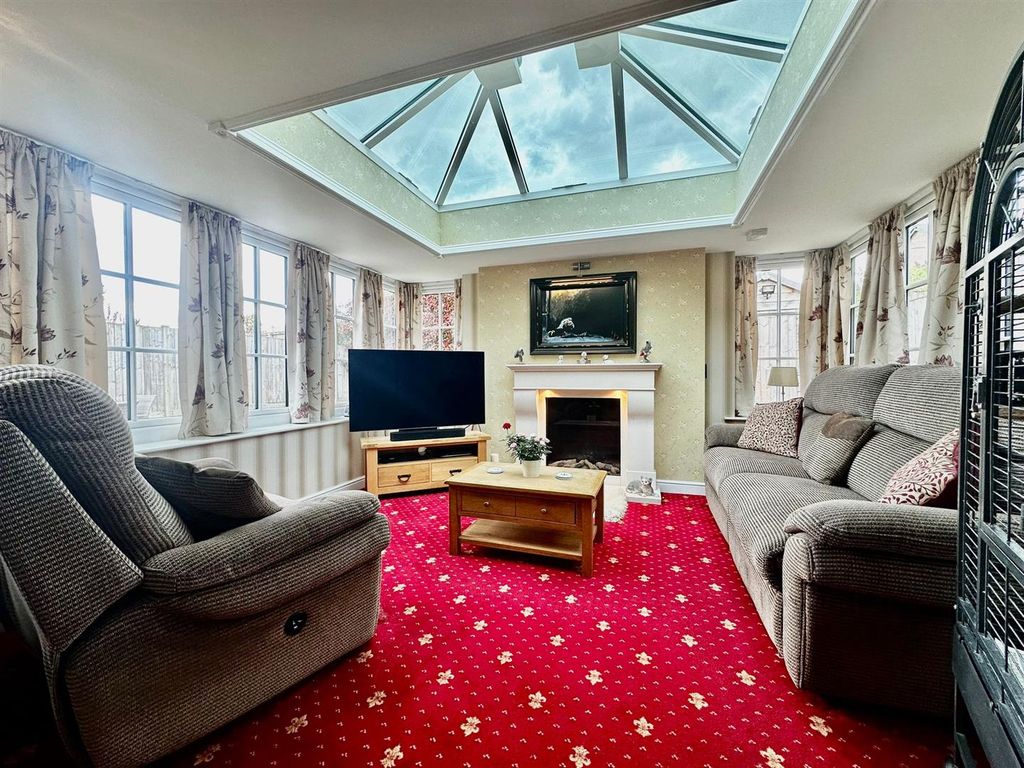 Property photo 3 of 16