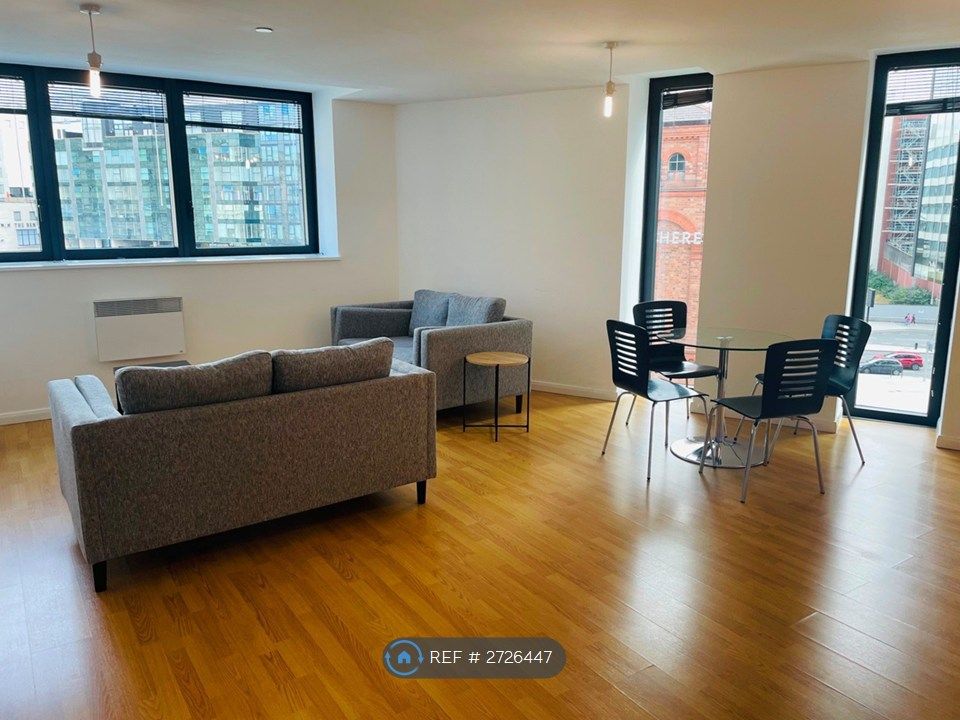 Property photo 3 of 12